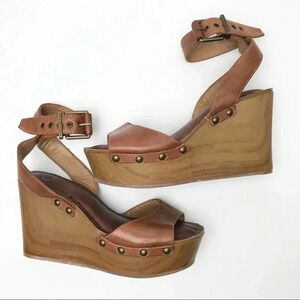 Gianni Bini Brown Leather Platform Open Toe Sandal